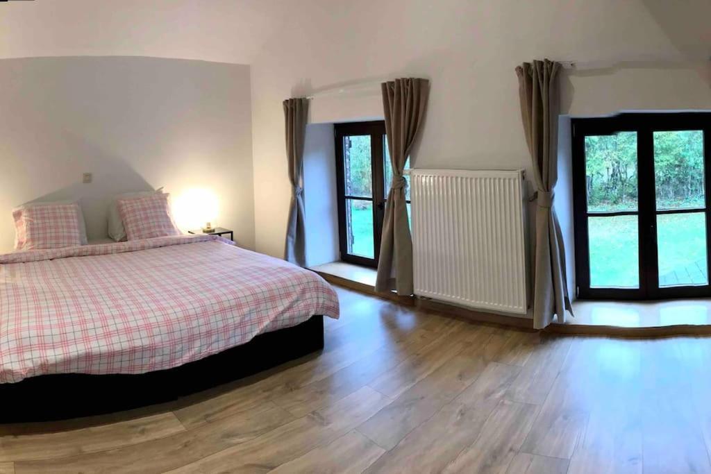 Les Ecuries De Lesse Villa Libin Exteriör bild